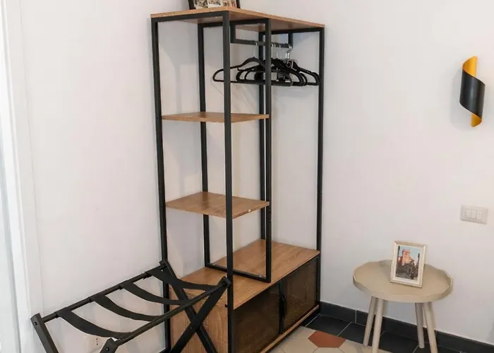 Apartment Near The Colosseum, Metro A 150 Meters *